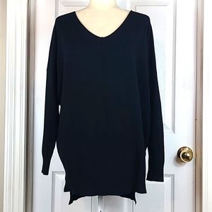 Dreamers Basic Black Sweater  L